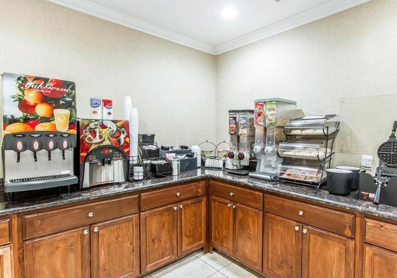 هتل Studio 6 Suites Mesa Az Near Downtown & Sloan Park