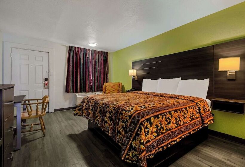 בית מלון כפרי Rodeway Inn Conference Center