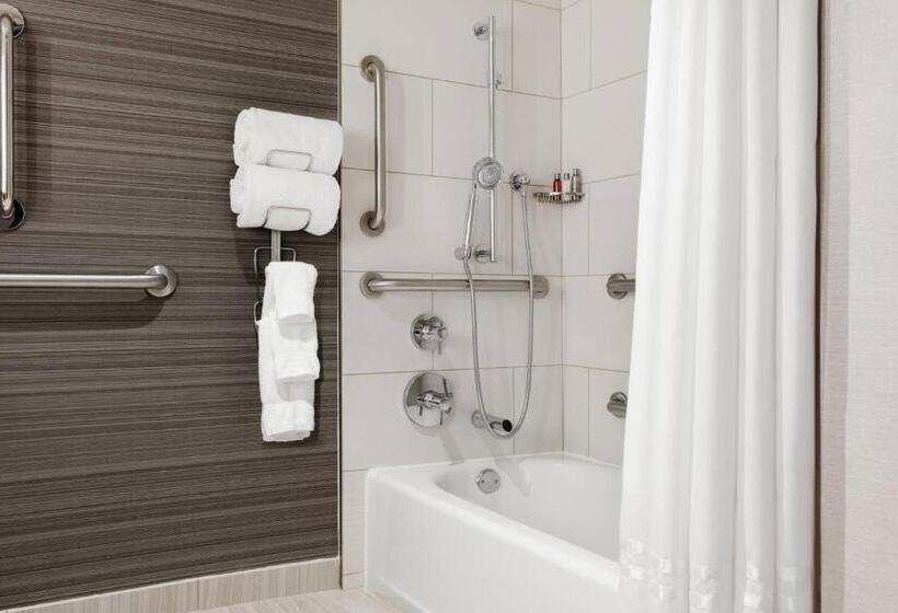 ホテル Newark Liberty International Airport Marriott