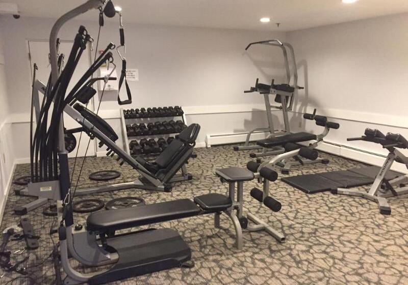 Отель North Star Lodge And Resort