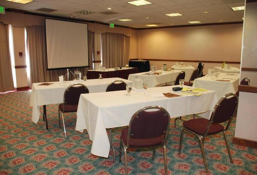 فندق Oakland Airport Executive