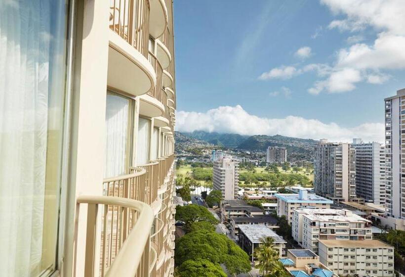 فندق Outrigger Waikiki Paradise