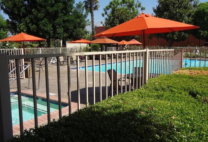 Ontario Airport Hotel & Conference Center