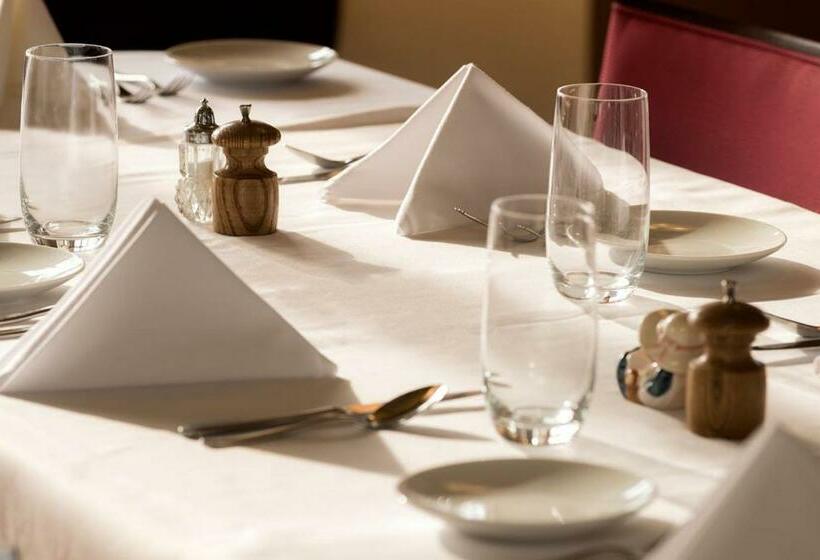 فندق The Orchards