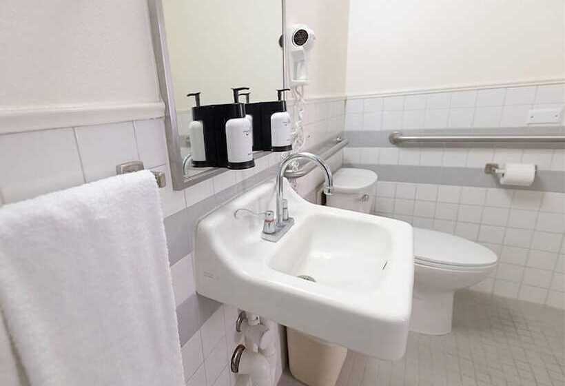 호텔 Pacific Marina Inn