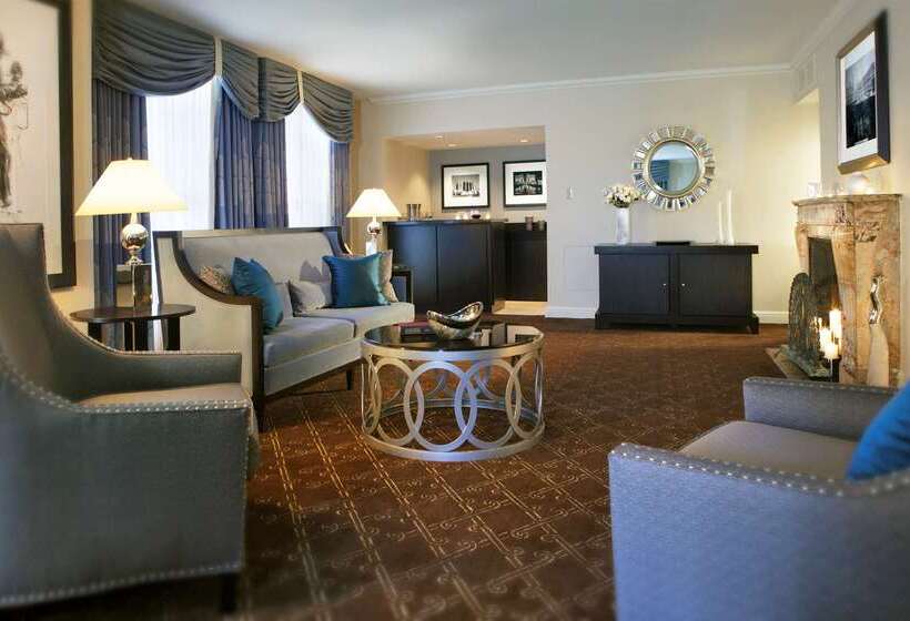 ホテル Palmer House A Hilton