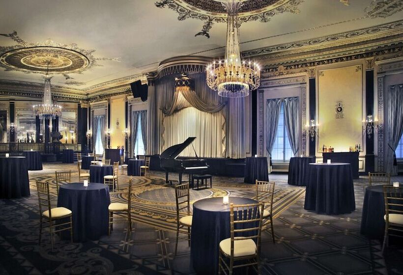 ホテル Palmer House A Hilton