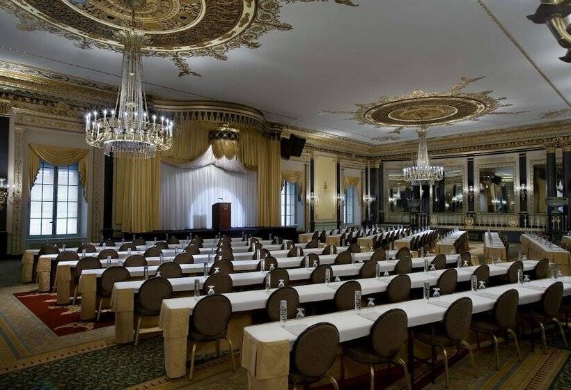 ホテル Palmer House A Hilton