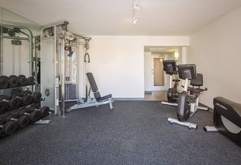 فندق Park Shore Waikiki