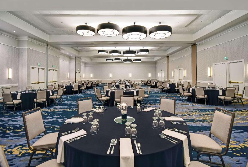 Hilton Peachtree City Atlanta Hotel & Conference Center