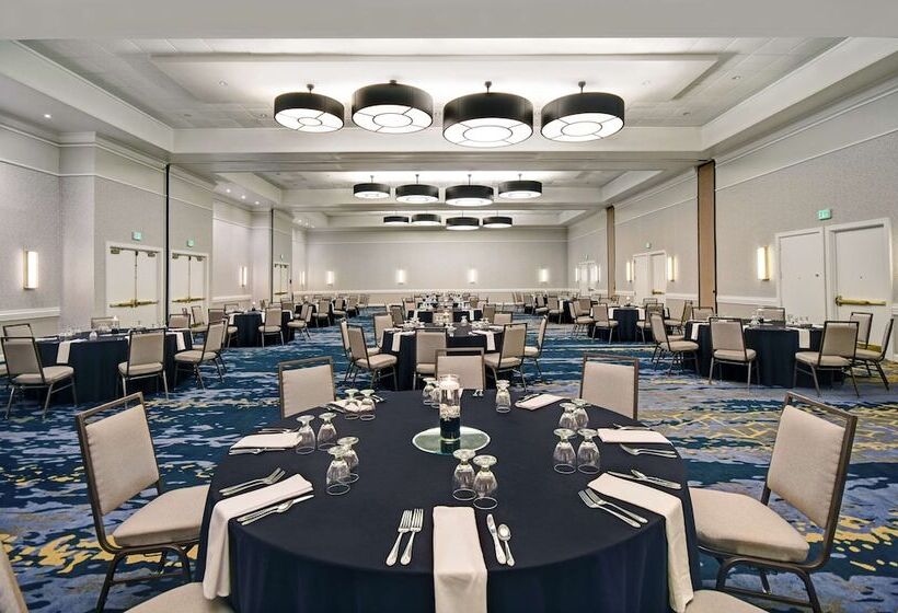 Hilton Peachtree City Atlanta Hotel & Conference Center