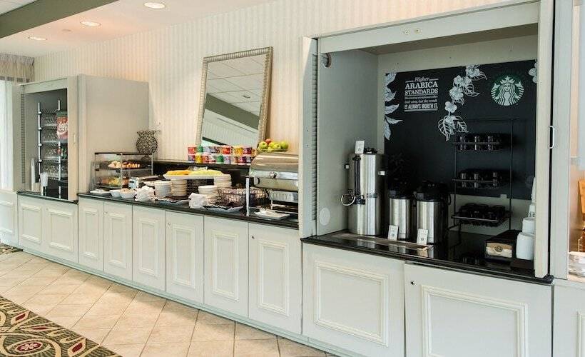 Hilton Peachtree City Atlanta Hotel & Conference Center