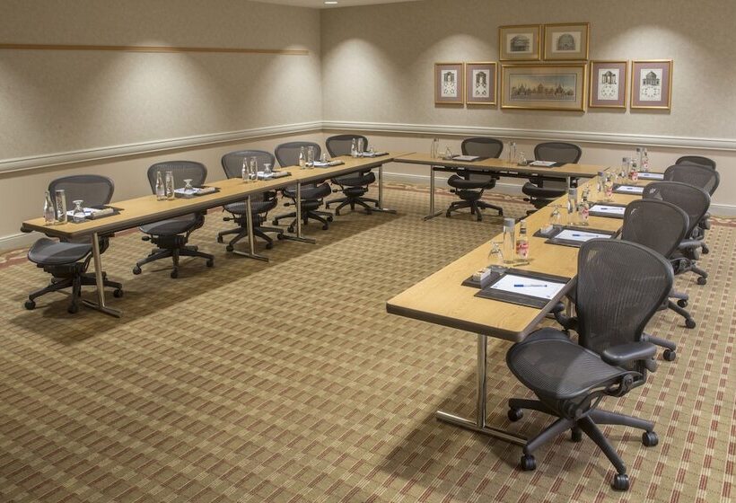 Hilton Peachtree City Atlanta Hotel & Conference Center