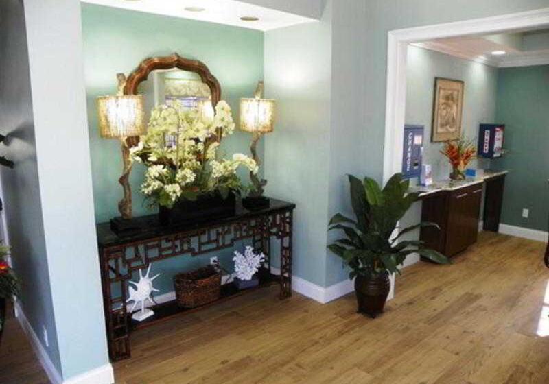 فندق Perry S Oceanedge Resort