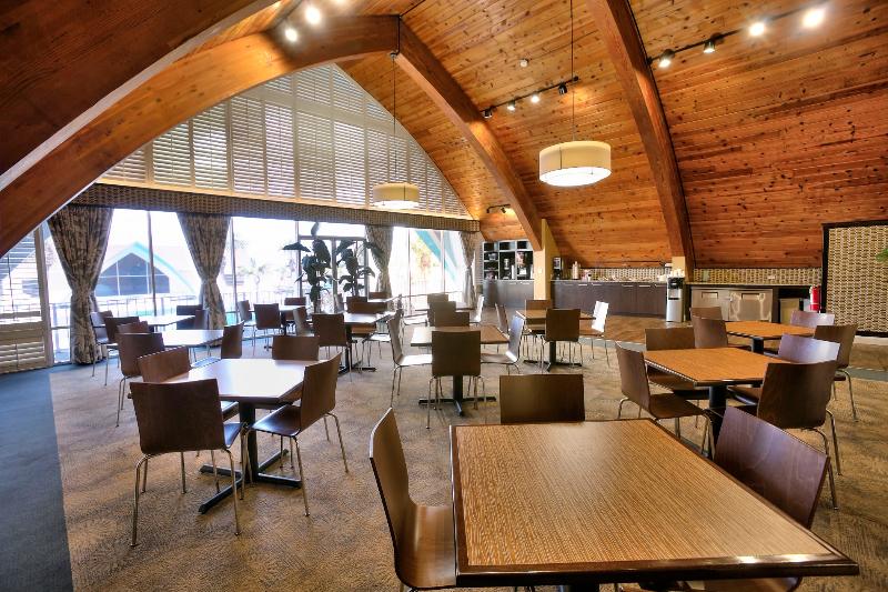 فندق Perry S Oceanedge Resort