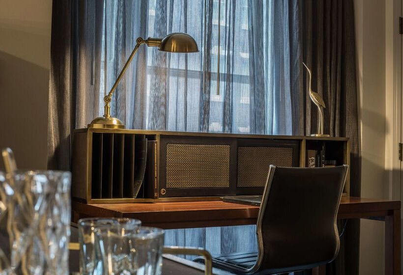 فندق Phillips Kansas City Curio Collection By Hilton