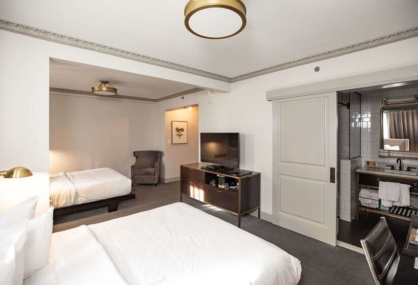 فندق Phillips Kansas City Curio Collection By Hilton