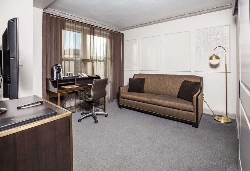 فندق Phillips Kansas City Curio Collection By Hilton