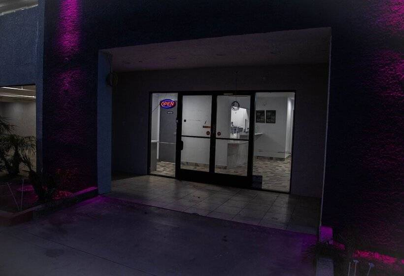 호텔 Pico Rivera Inn And Suites