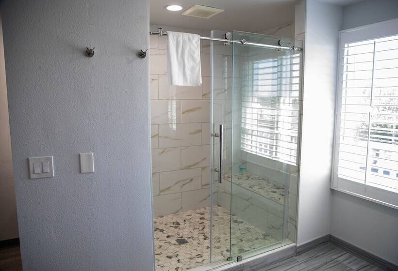 호텔 Pico Rivera Inn And Suites