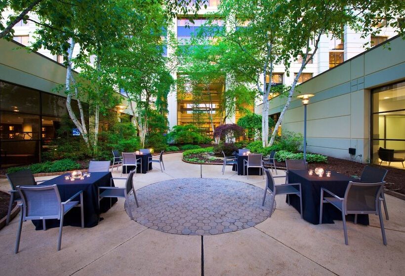 ホテル Pittsburgh Airport Marriott