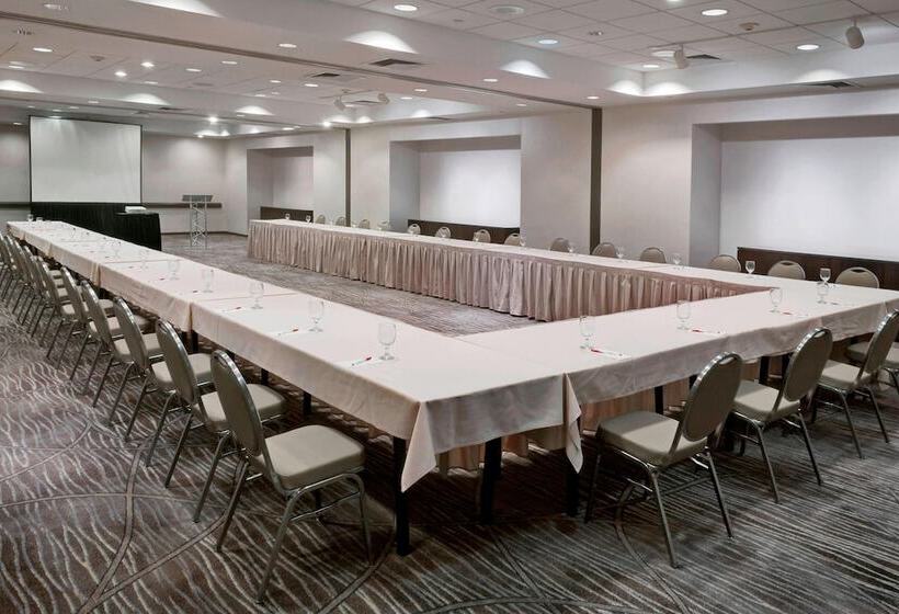 ホテル Pittsburgh Airport Marriott