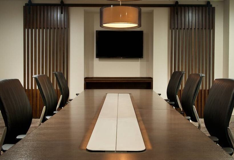 ホテル Pittsburgh Airport Marriott