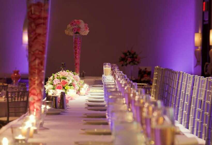 ホテル Pittsburgh Airport Marriott