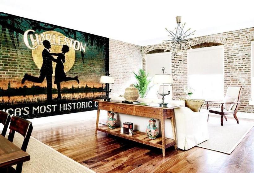 בית מלון כפרי Planters Inn  Charleston