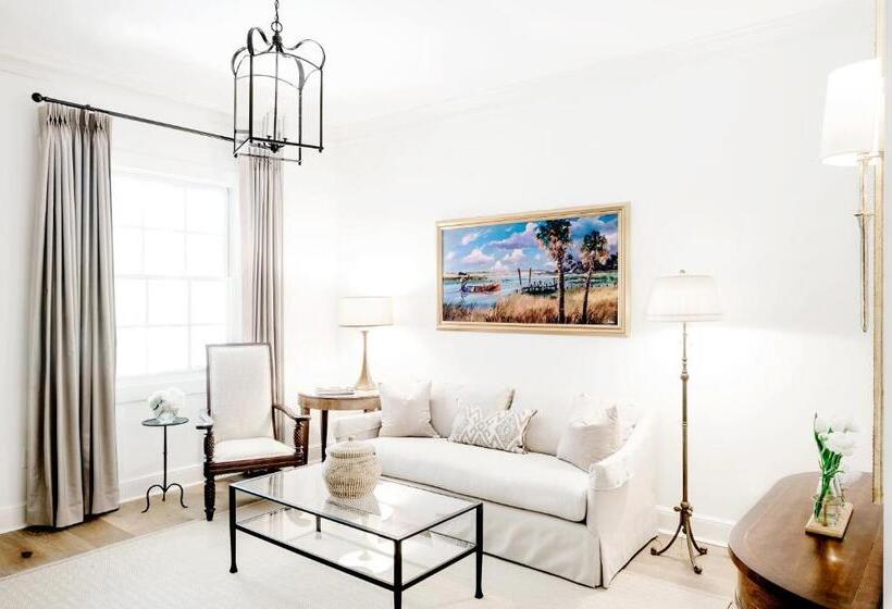 בית מלון כפרי Planters Inn  Charleston