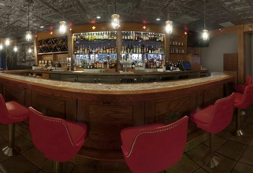 Best Western Plus Plaza Hotel