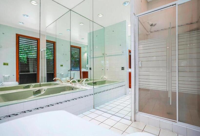 בית מלון כפרי Poipu Kapili #60