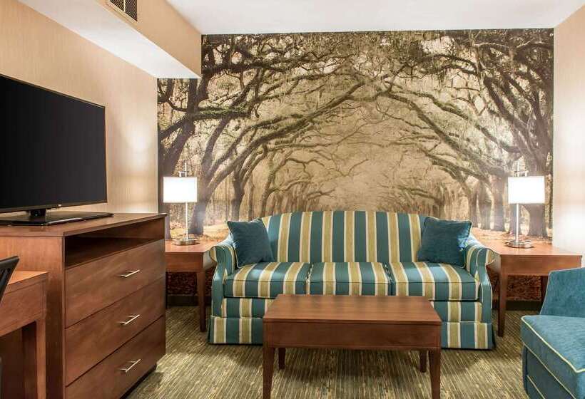 فندق Quality Inn