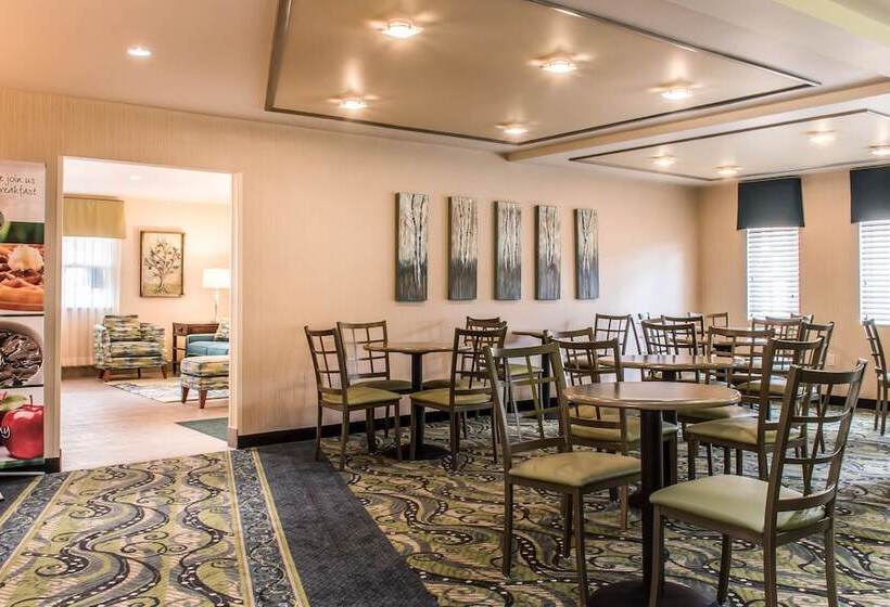 فندق Quality Inn