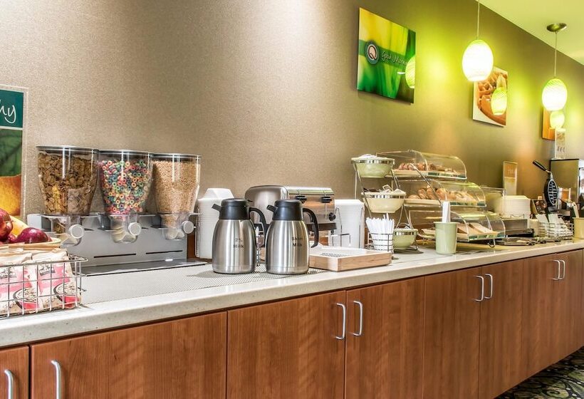 فندق Quality Inn