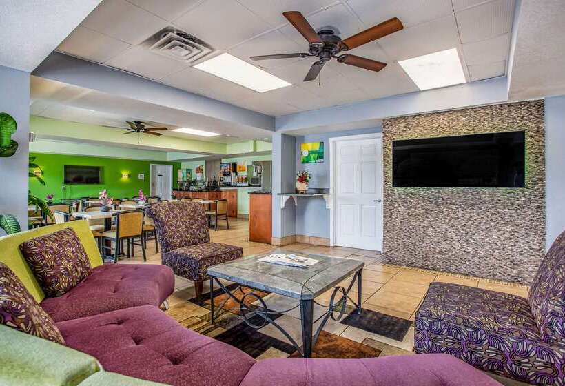 בית מלון כפרי Quality Inn