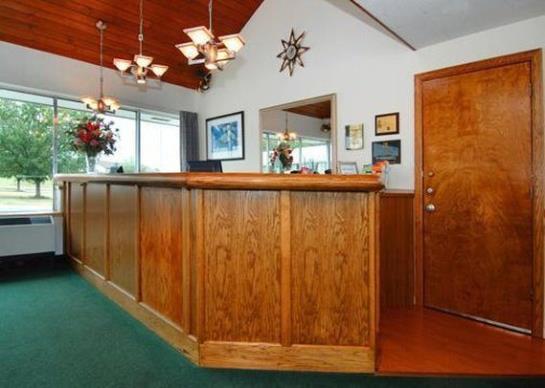 فندق Quality Inn Breeze Manor