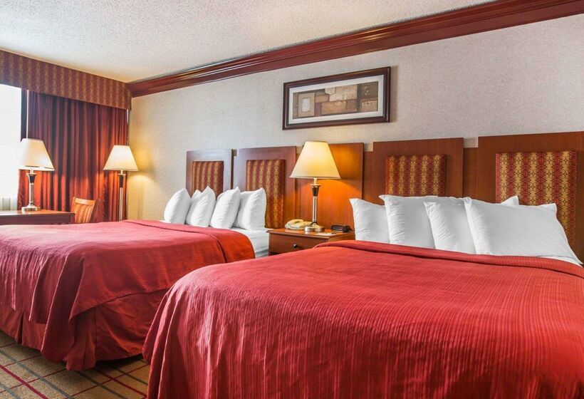 فندق Quality Inn & Conference Center