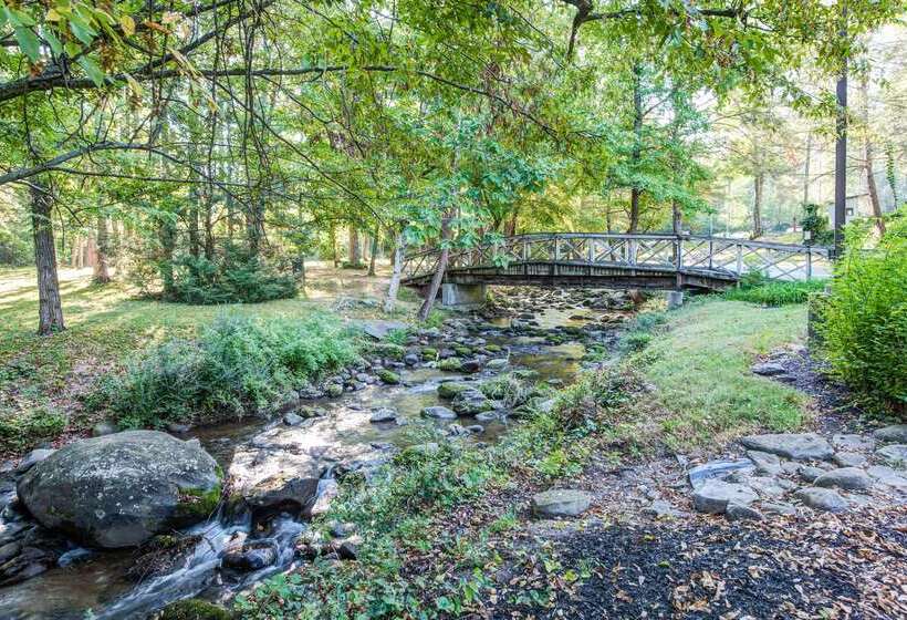 酒店 Quality Inn Creekside Downtown Gatlinburg