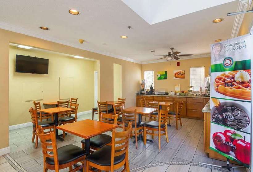 호텔 Quality Inn Fresno Yosemite Airport