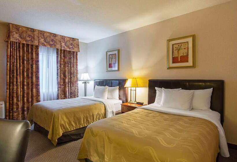 호텔 Quality Inn Fresno Yosemite Airport