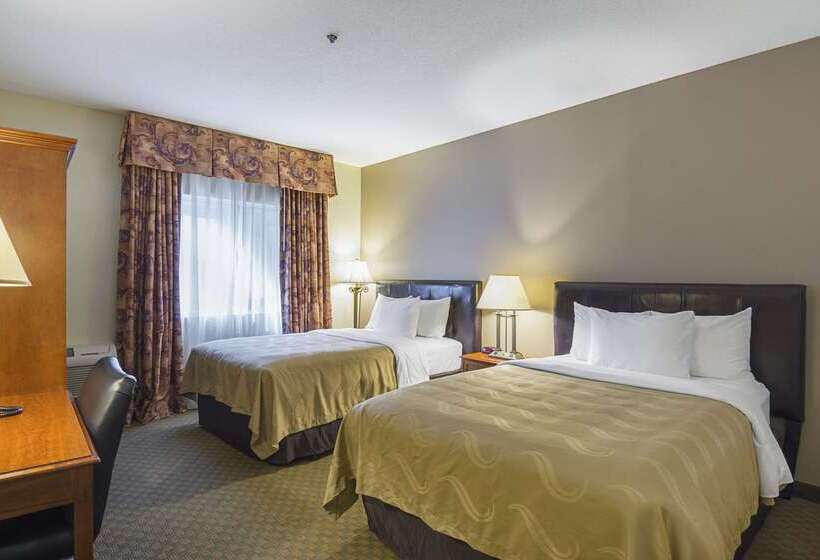 호텔 Quality Inn Fresno Yosemite Airport