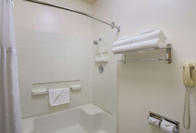 호텔 Quality Inn Fresno Yosemite Airport