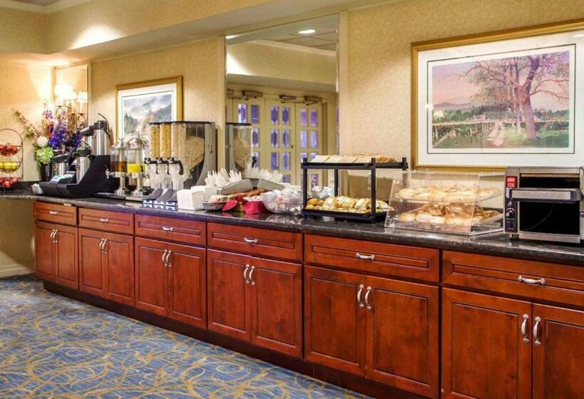 فندق Quality Inn Meadowlands