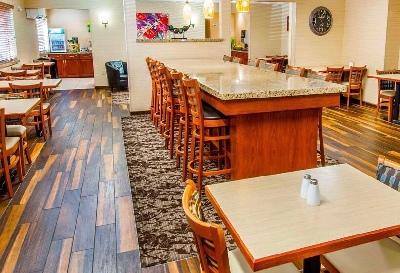 酒店 Quality Inn Oakwood