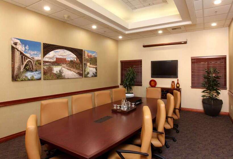 酒店 Quality Inn Oakwood