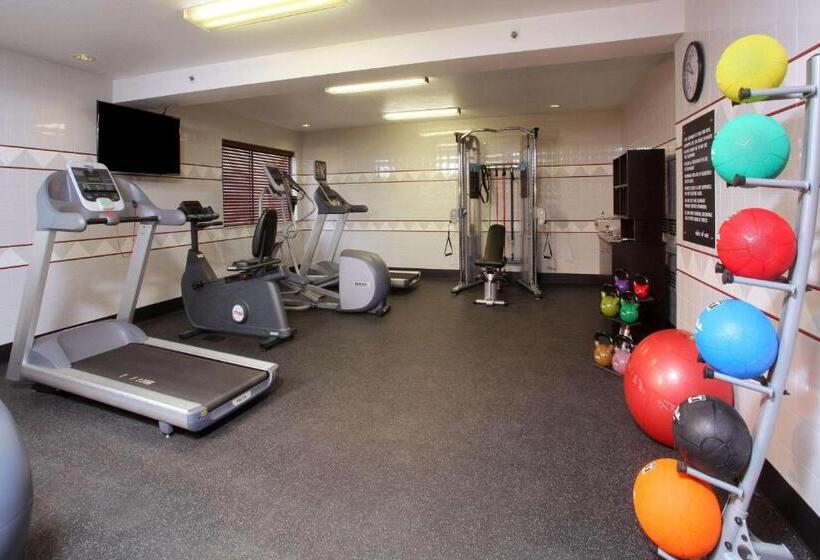 酒店 Quality Inn Oakwood