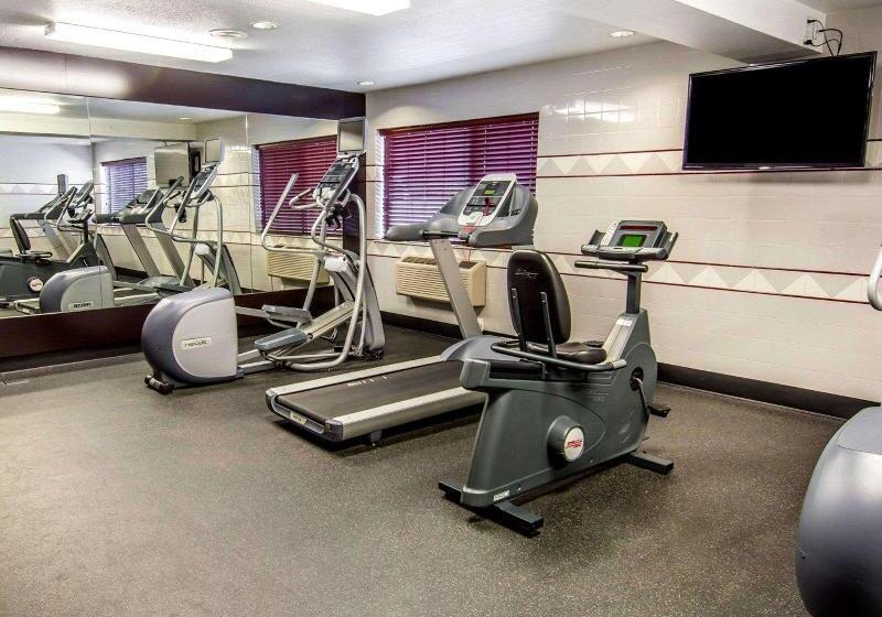 酒店 Quality Inn Oakwood