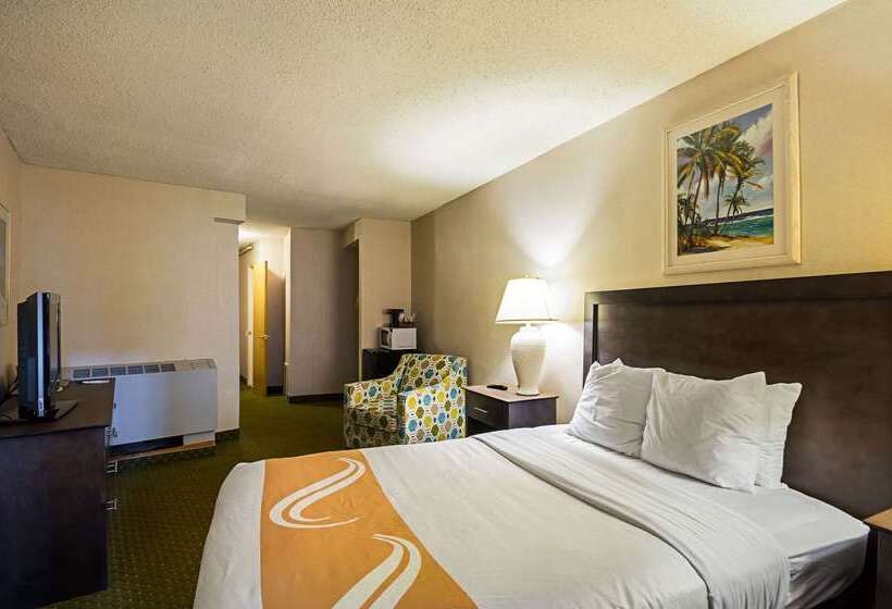 בית מלון כפרי Quality Inn Oceanfront