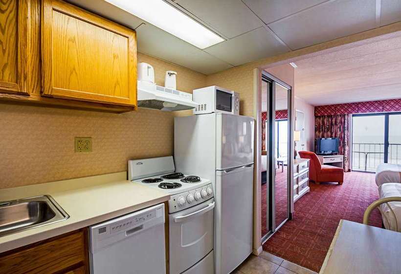 בית מלון כפרי Quality Inn Oceanfront